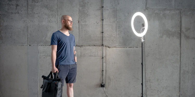 Grafika - Lampa pierścieniowa LED Newell RL-18A - WB (3200 K - 5500 K) - Arctic White_05.jpg