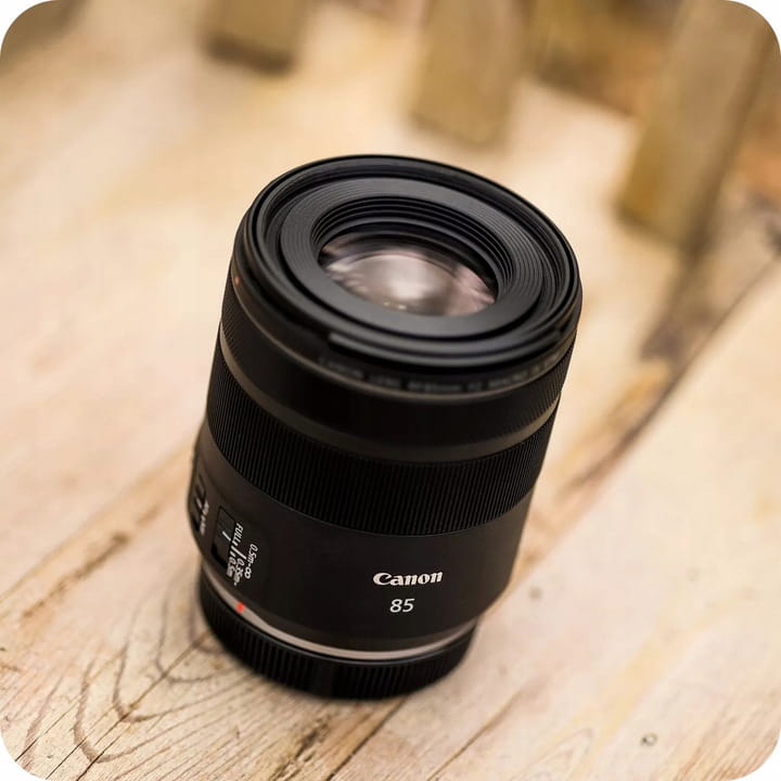 OBIEKTYW-CANON-RF-85mm-F2-MACRO-IS-STM-STABILIZACJA-OBRAZU-Typ-ogniskowania-staloogniskowe.jpg